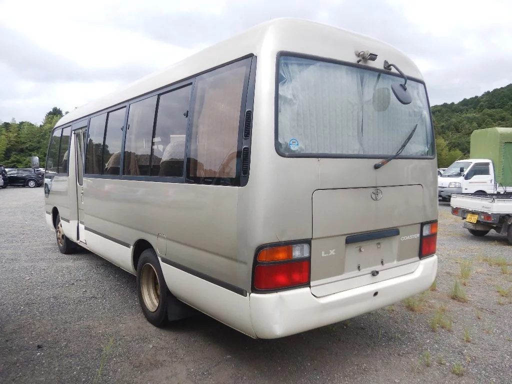 Toyota Coaster  с аукциона в Японии