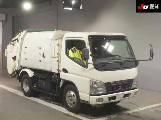 Mitsubishi Fuso Canter  с аукциона в Японии