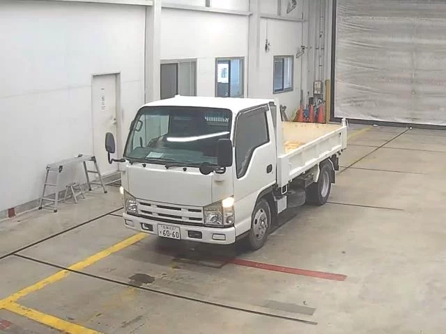 Isuzu Elf  с аукциона в Японии