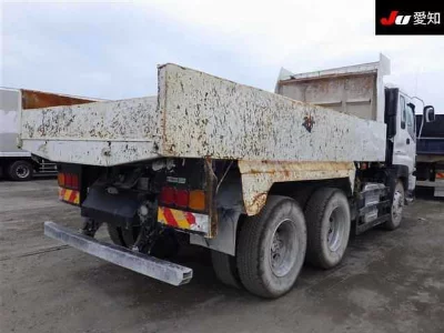 ISUZU GIGA