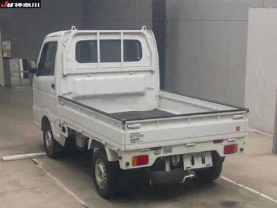 NISSAN NT100 CLIPPER