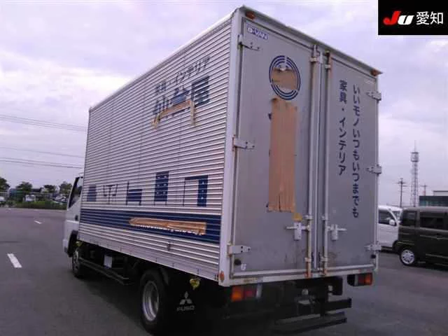 Mitsubishi Fuso Canter  с аукциона в Японии