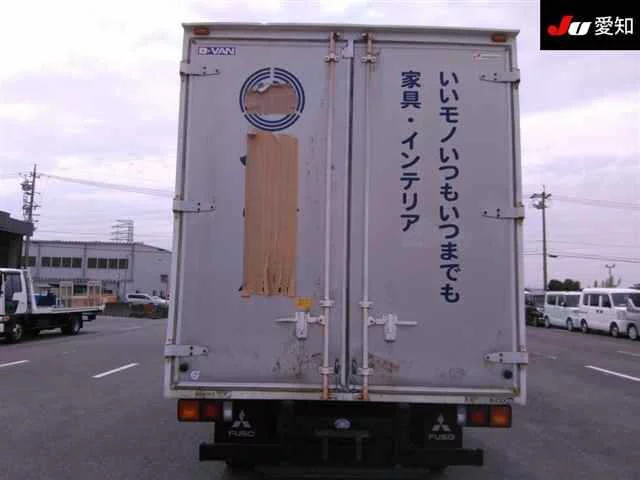 Mitsubishi Fuso Canter  с аукциона в Японии