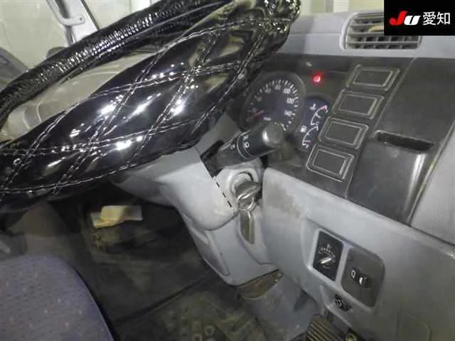 Mitsubishi Fuso Canter  с аукциона в Японии