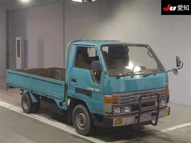 Toyota Dyna  с аукциона в Японии