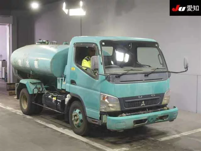 Mitsubishi Fuso Canter  с аукциона в Японии