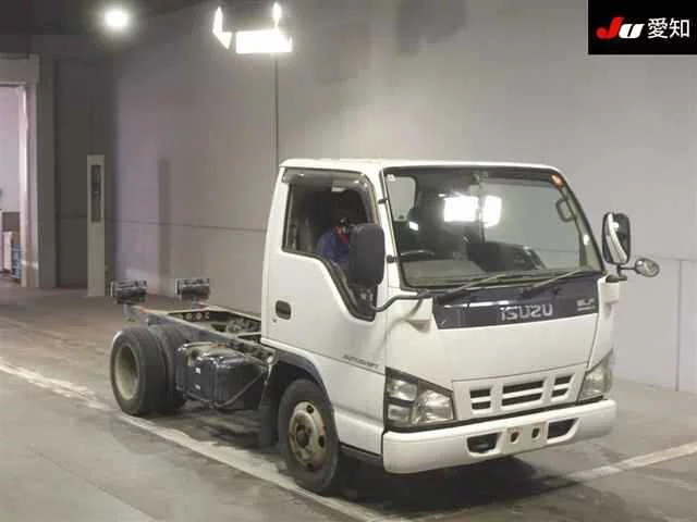 Isuzu Elf  с аукциона в Японии