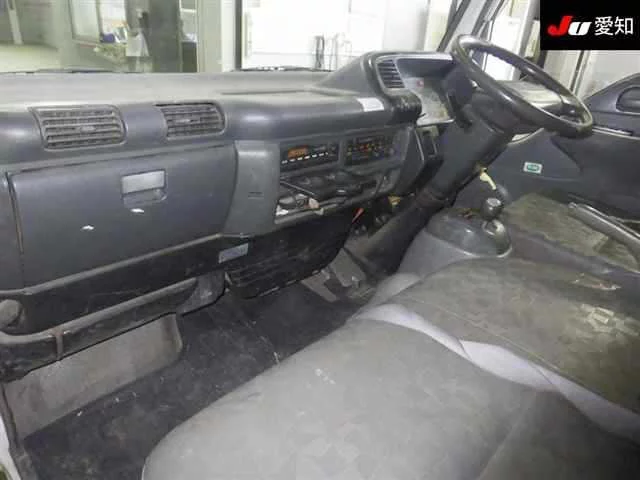 Isuzu Elf  с аукциона в Японии