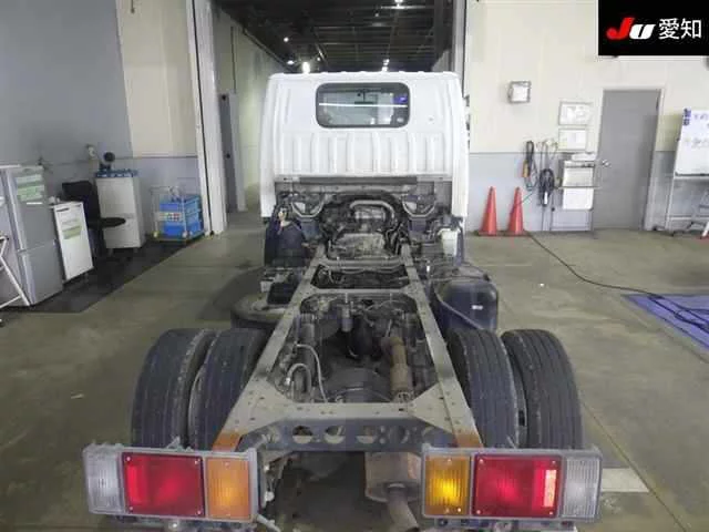 Isuzu Elf  с аукциона в Японии
