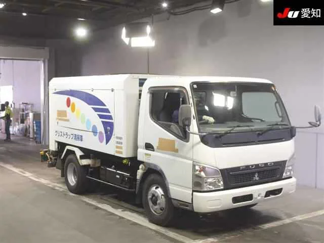 Mitsubishi Fuso Canter  с аукциона в Японии