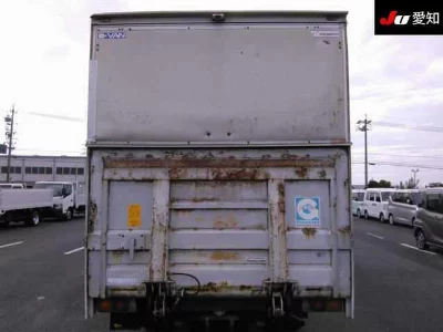 MITSUBISHI CANTER
