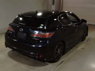 Lexus CT200h