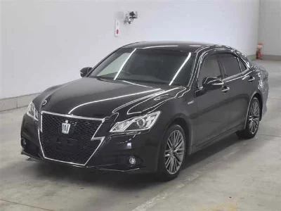 Toyota CROWN HYBRID