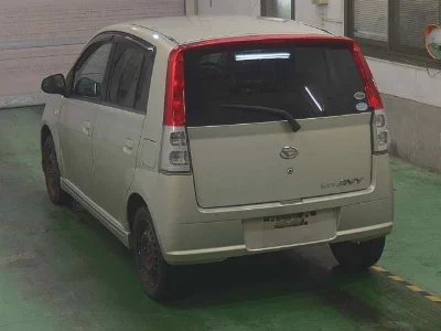 Daihatsu Mira Avy
