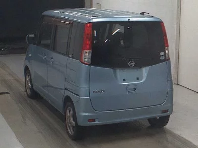 NISSAN ROOX