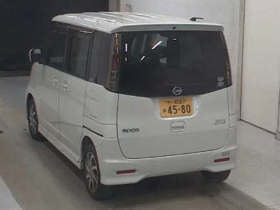 NISSAN ROOX