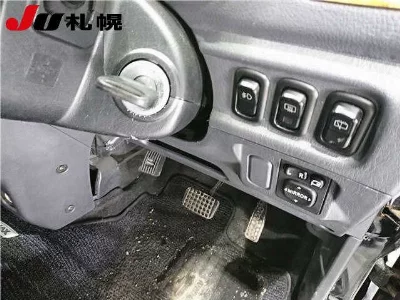 DAIHATSU MAX