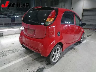 MITSUBISHI I