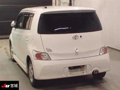 Toyota bB