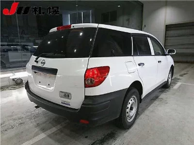 NISSAN AD VAN