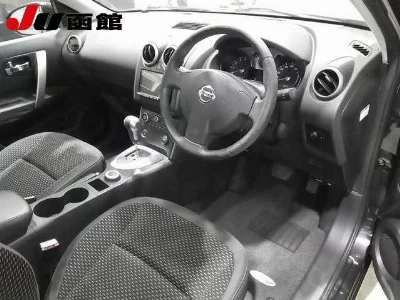 NISSAN DUALIS