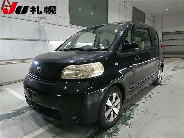 Toyota Porte  с аукциона в Японии