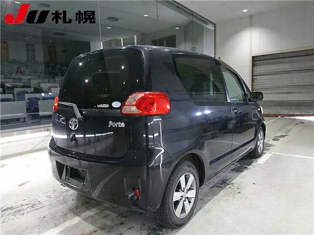 Toyota Porte  с аукциона в Японии