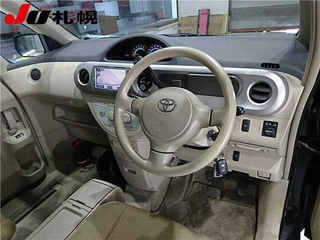 Toyota Porte  с аукциона в Японии