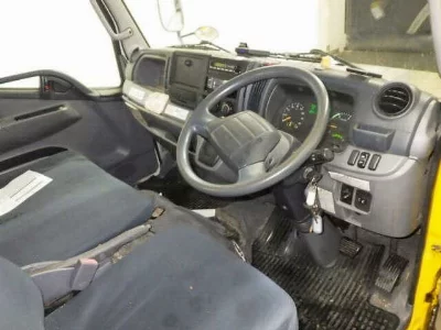 MITSUBISHI CANTER