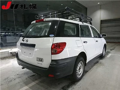 NISSAN AD VAN