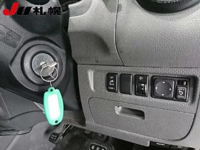NISSAN AD VAN