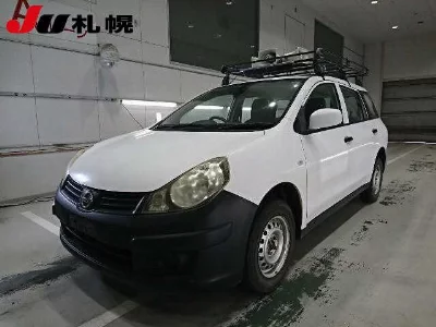 NISSAN AD VAN