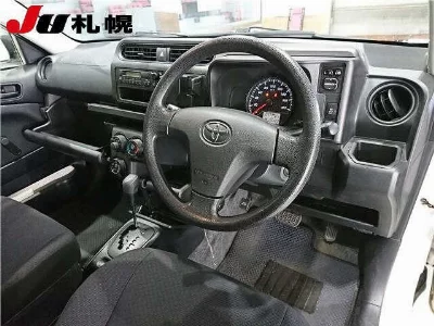TOYOTA SUCCEED VAN