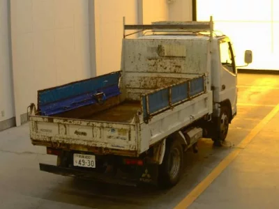 MITSUBISHI CANTER