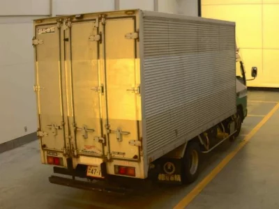 MITSUBISHI CANTER