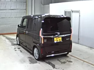 Honda N BOX CUSTOM