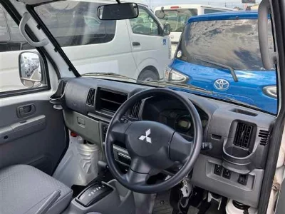 MITSUBISHI MINICAB MIEV