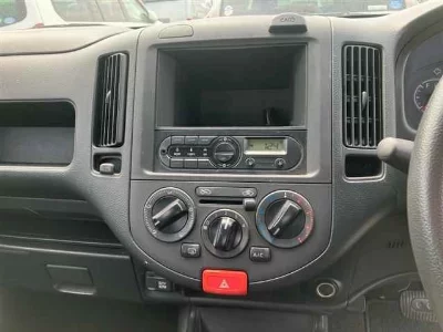 NISSAN NV150 AD