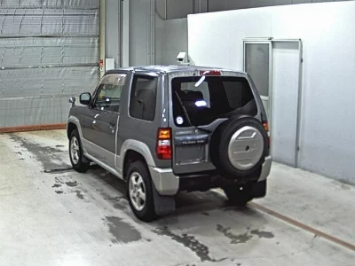 MITSUBISHI PAJERO MINI