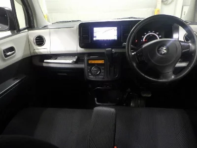 SUZUKI MRWAGON