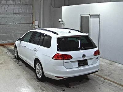 VOLKSWAGEN GOLF VARIANT