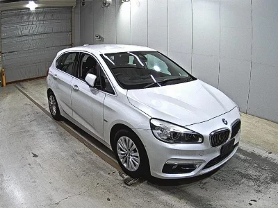 BMW 2 SERIES
