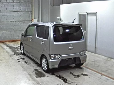 SUZUKI WAGON R STINGRAY