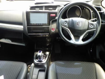 Honda FIT HYBRID