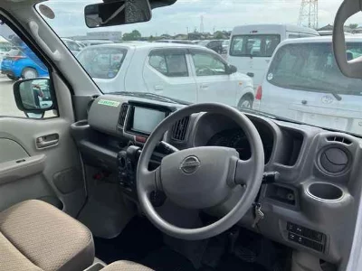 NISSAN NV100 CLIPPER