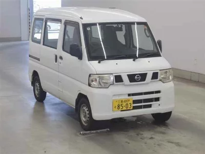 NISSAN CLIPPER VAN