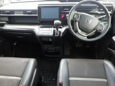 Honda STEPWGN SPADA