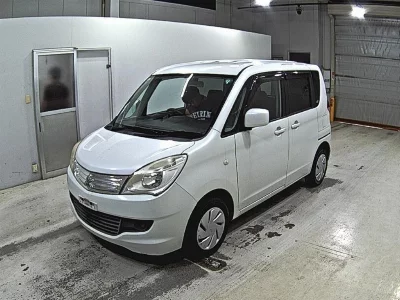 MITSUBISHI DELICA D:2