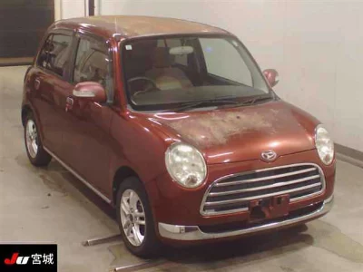 Daihatsu Mira Gino