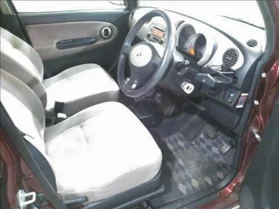 Daihatsu Mira Gino